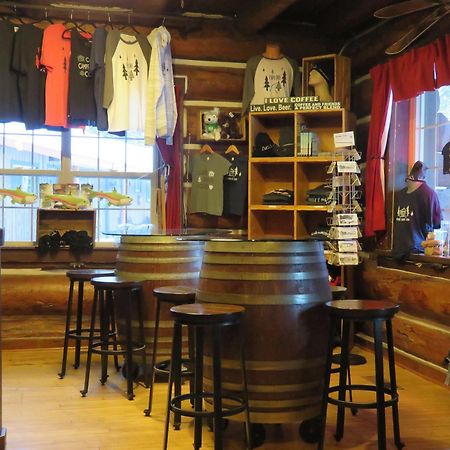 Historic Tamarack Lodge Hungry Horse Extérieur photo