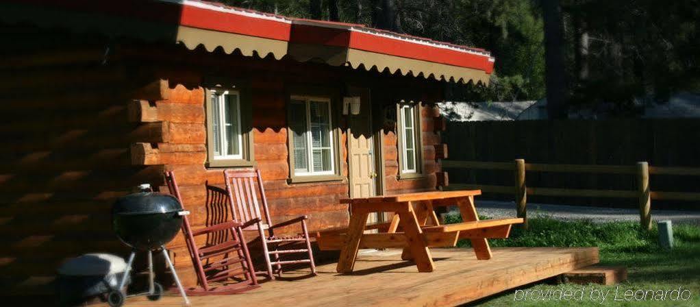 Historic Tamarack Lodge Hungry Horse Extérieur photo