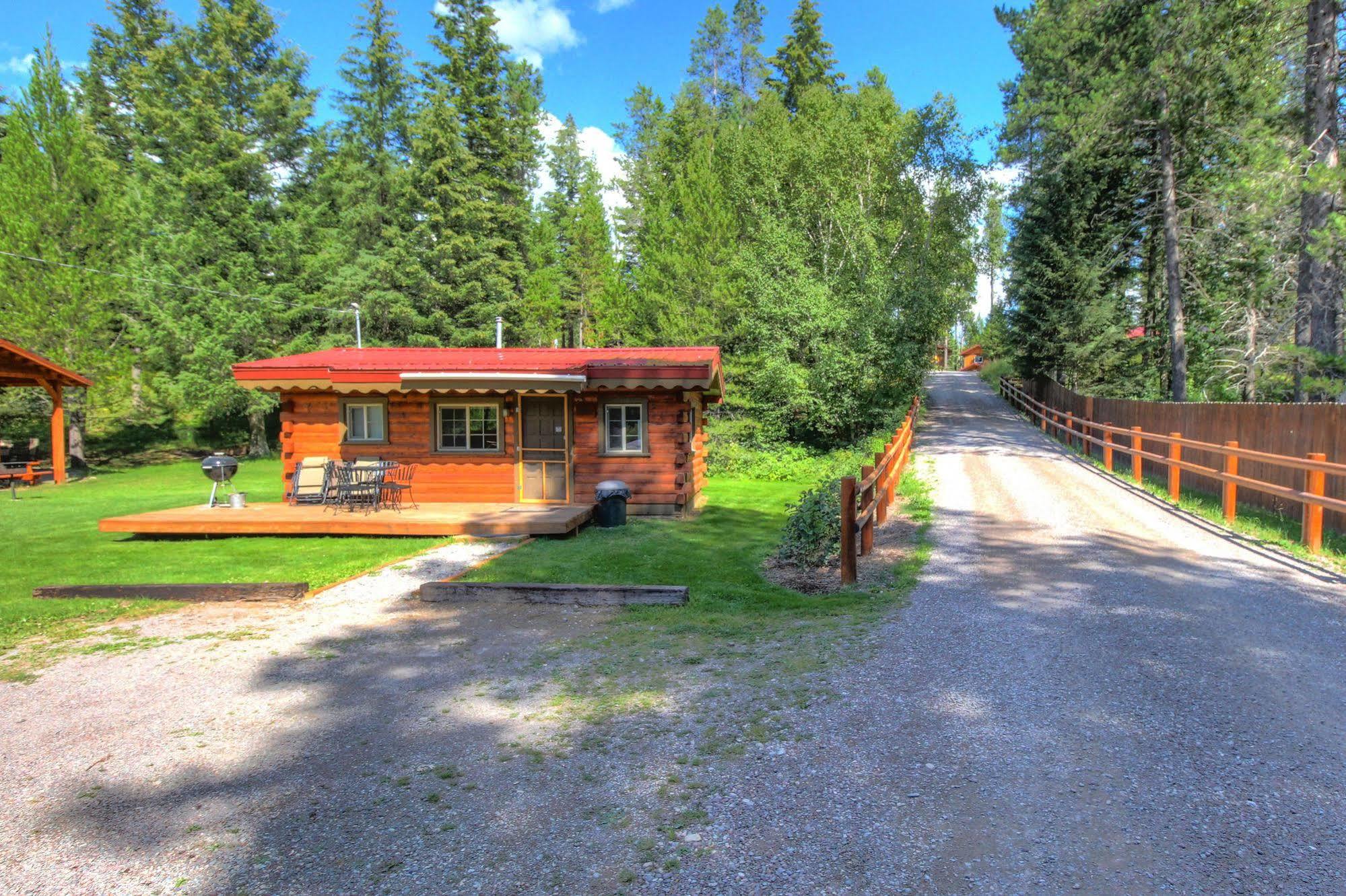 Historic Tamarack Lodge Hungry Horse Extérieur photo
