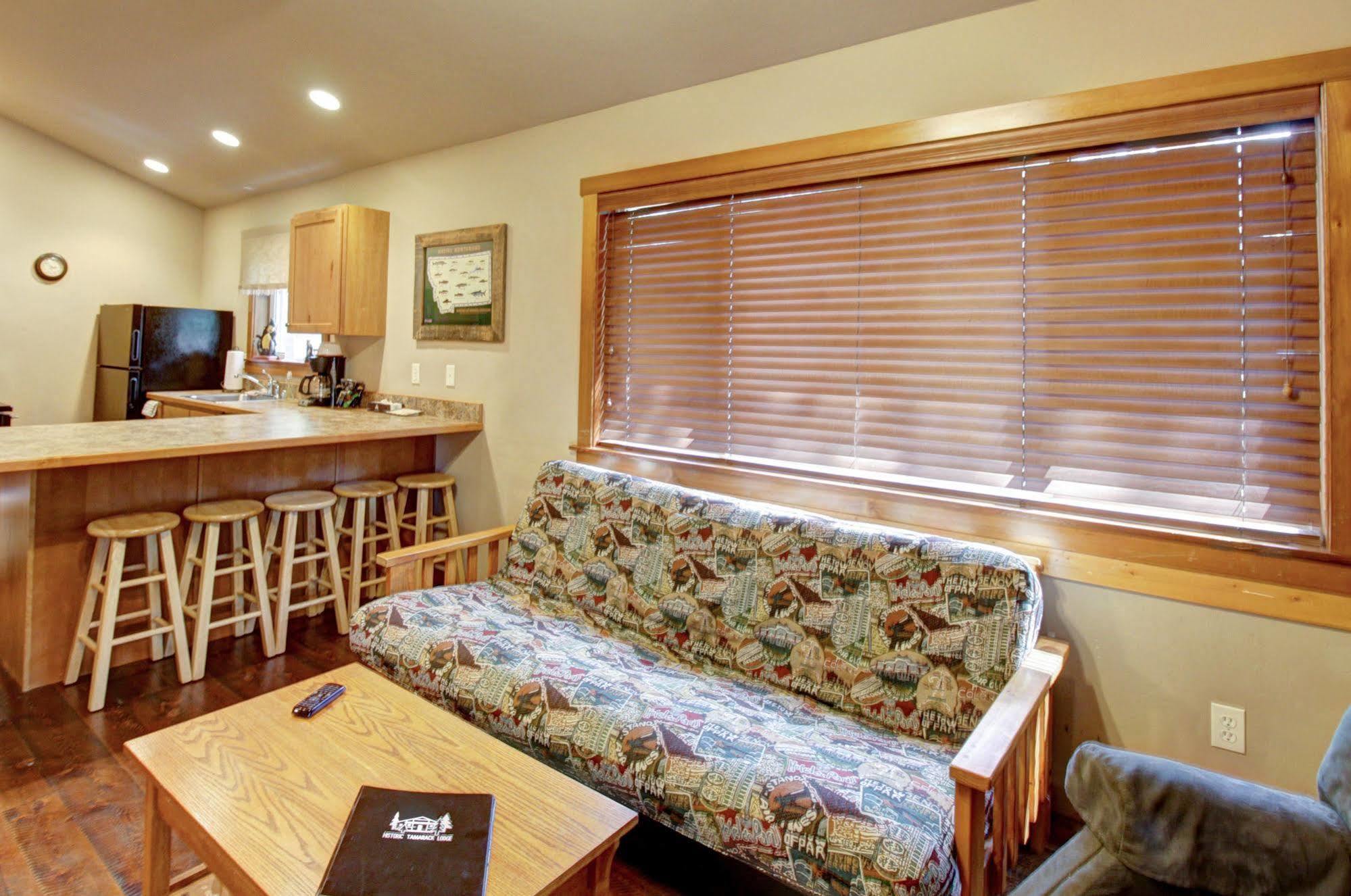 Historic Tamarack Lodge Hungry Horse Extérieur photo